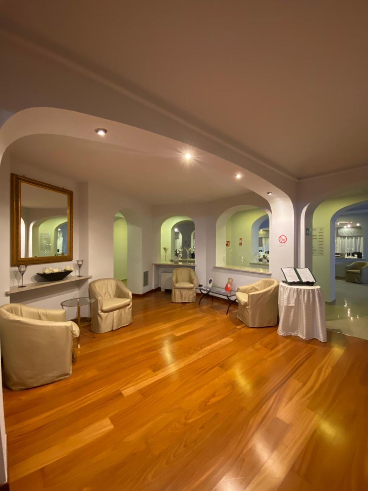 Green Hotel Settimo Torinese Buitenkant foto